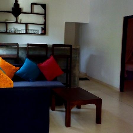 Sleepy Head Guesthouse Unawatuna Bagian luar foto