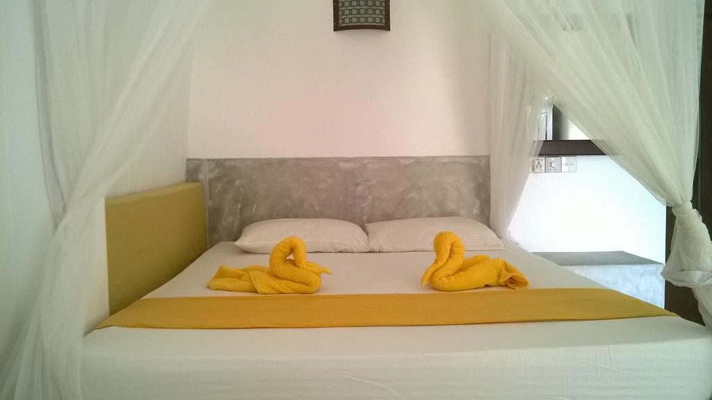Sleepy Head Guesthouse Unawatuna Bagian luar foto