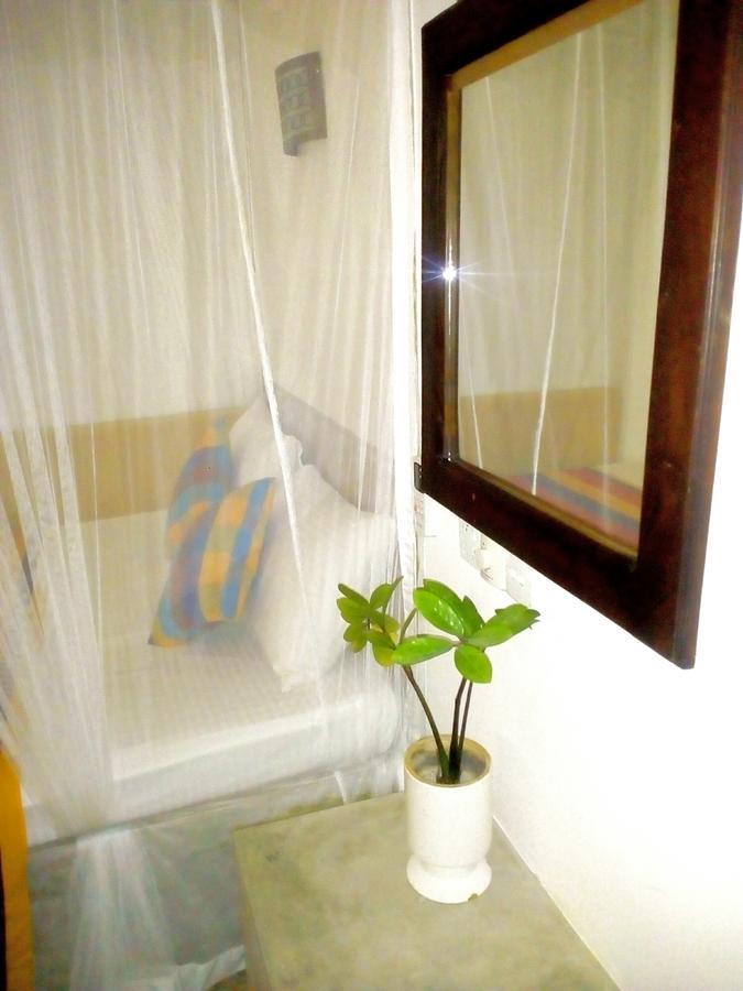 Sleepy Head Guesthouse Unawatuna Bagian luar foto