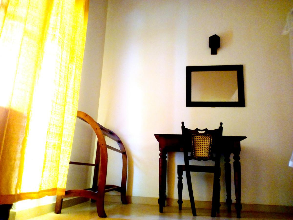 Sleepy Head Guesthouse Unawatuna Bagian luar foto