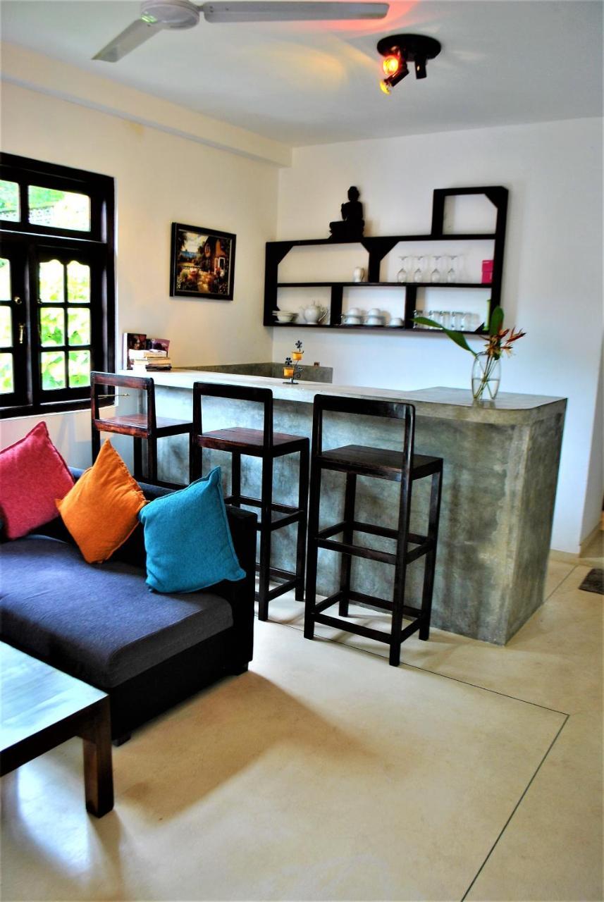 Sleepy Head Guesthouse Unawatuna Bagian luar foto