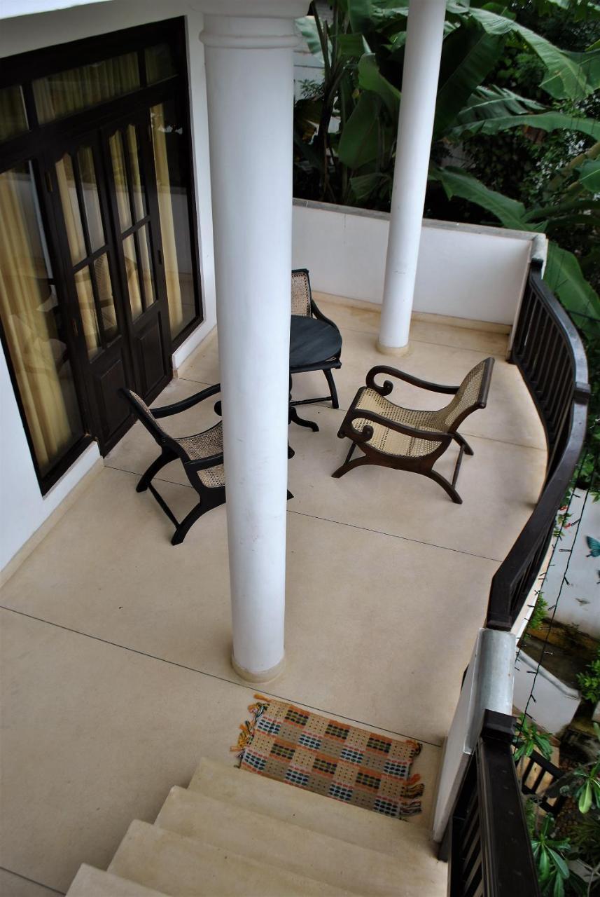Sleepy Head Guesthouse Unawatuna Bagian luar foto